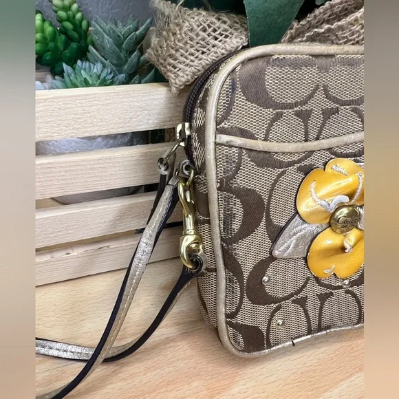 Coach Signature Brown Wristlet - Picture 3 of 12